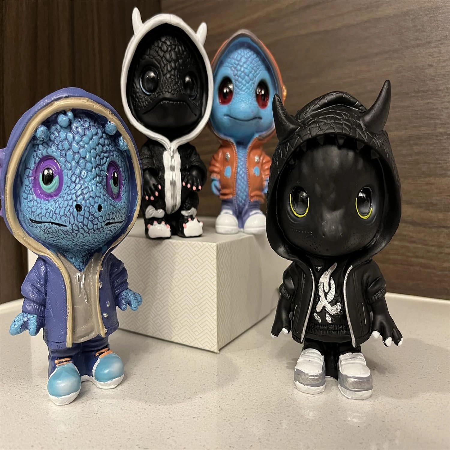 4pcs Cartoon Cool Dragon Figurines, Cute Baby Dragon Ornament Mini Dinosaur Sculpture Decorations for Home Office Desk Garden Decor (Set of 4)