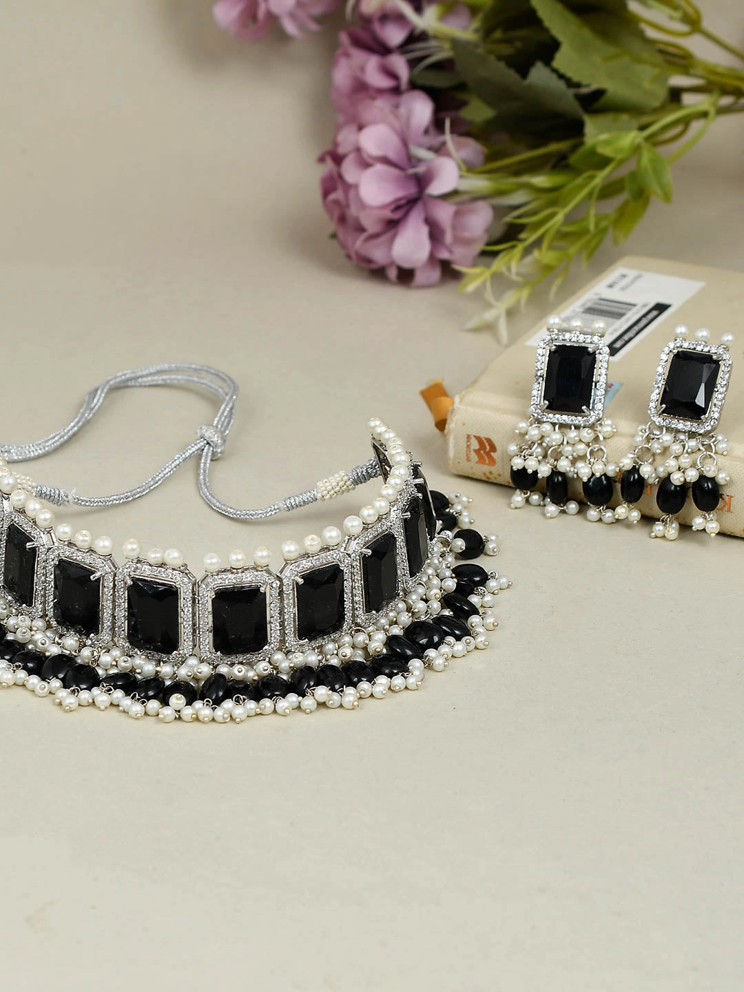 Black Onyx And Pearl Choker Jewellery Set