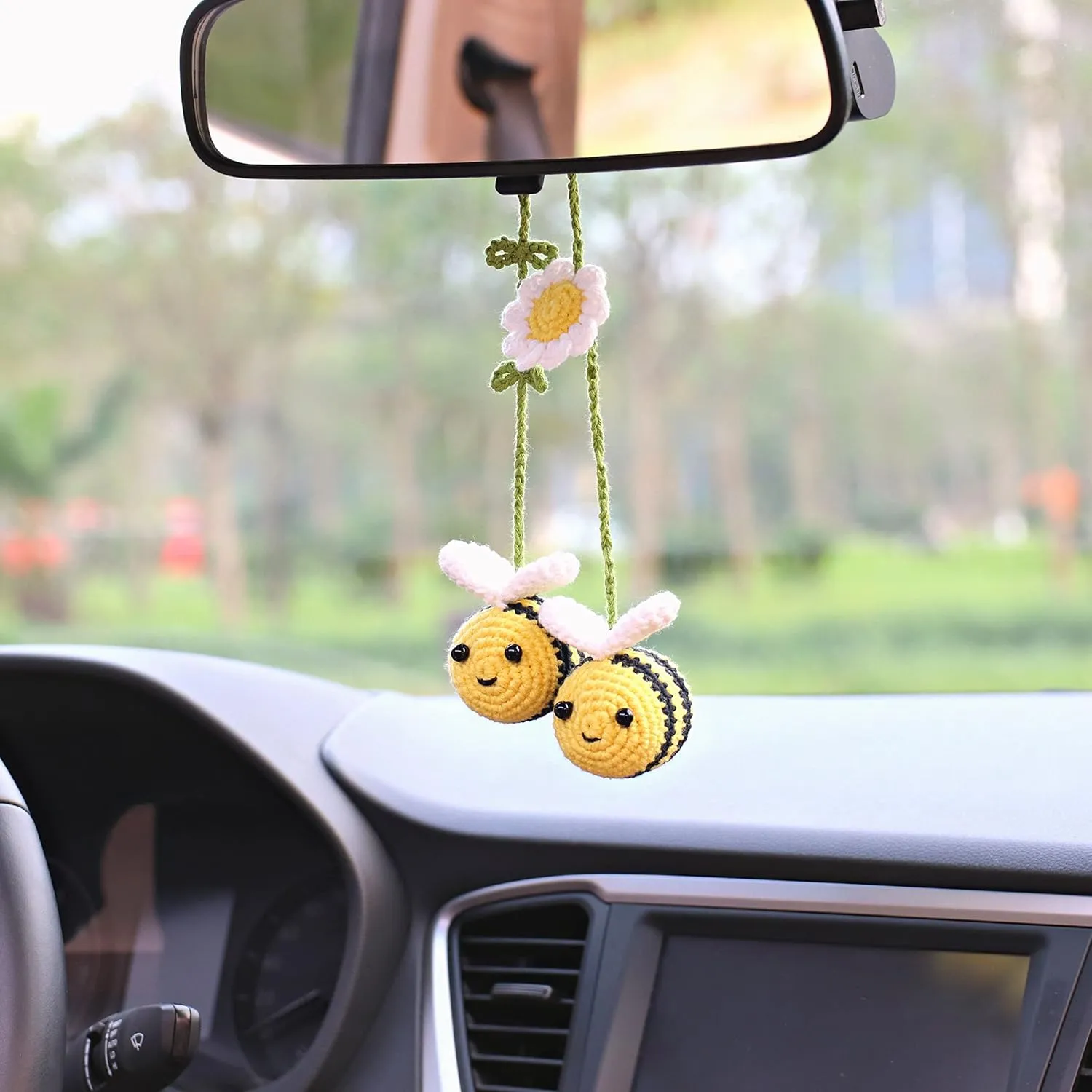 Bunny Crochet Bee Car Rear View Mirror Holder, Cute Bumblebee Hanging Ornament, Gift for Bee Lovers, Crochet Lovely Bag Ornament, Automotive Interior Decorations