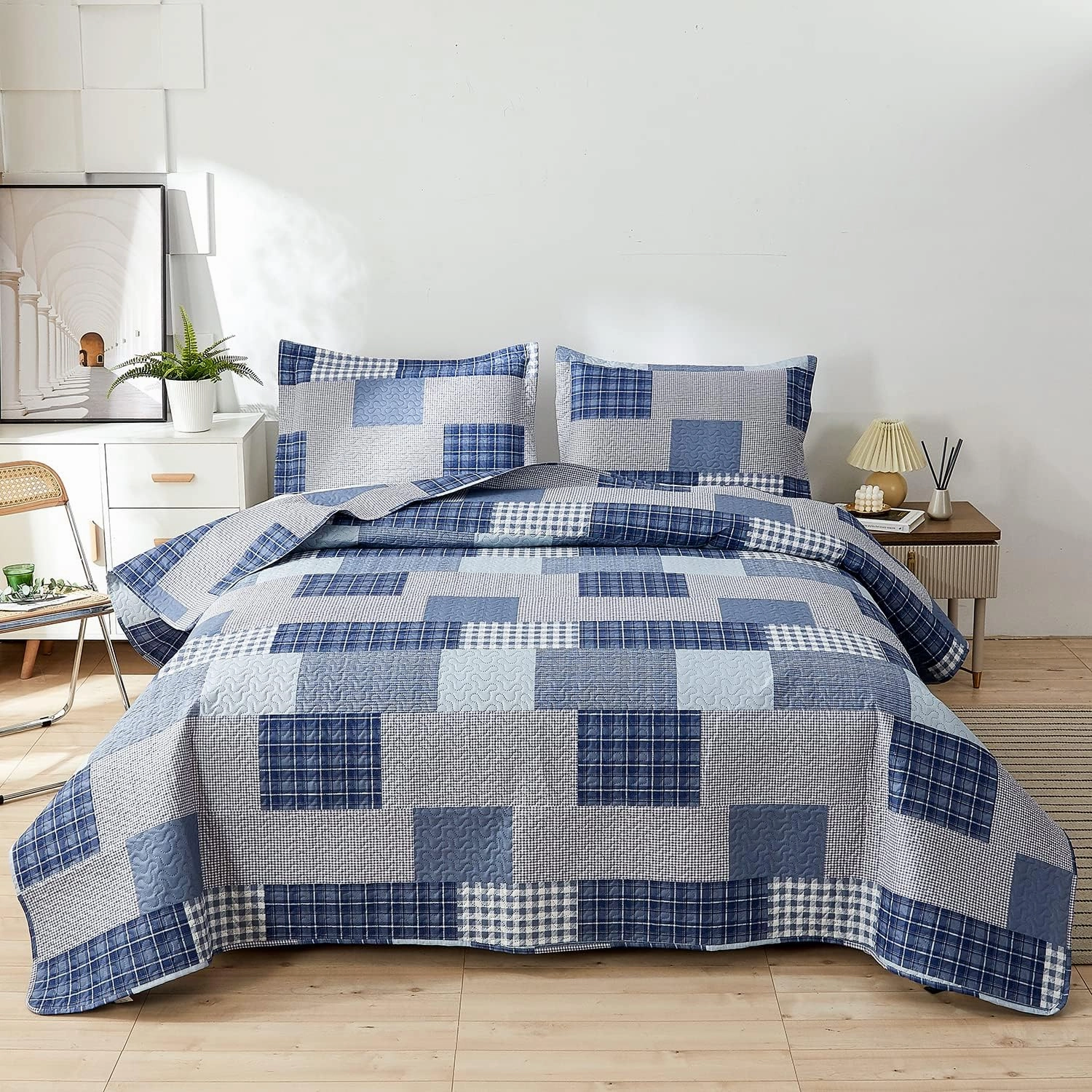 CHESITY King Quilt Set King Size Plaid Bedding Sets 3-Piece Navy Blue Reversible Lightweight Stripe Grid Coverlet Bedspread Patchwork Soft Quilt for Bed (96" x 108")