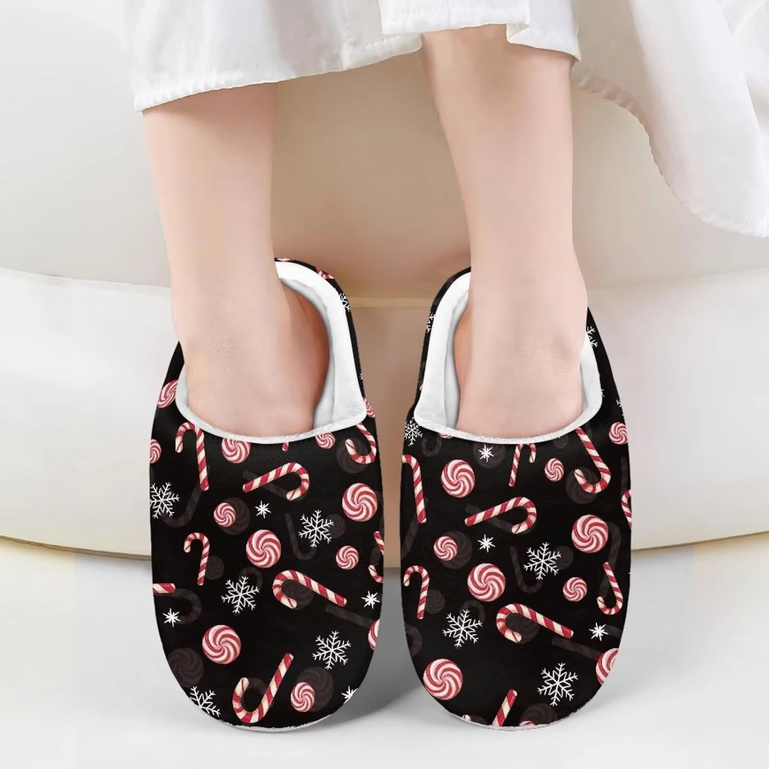 Christmas Slippers for Family Christmas Slippers Matching Sets Reindeer Christmas House Santa Claus Slippers Funny Christmas Slippers