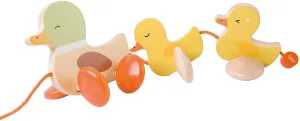 Classic World Pull Along Wooden Ducks