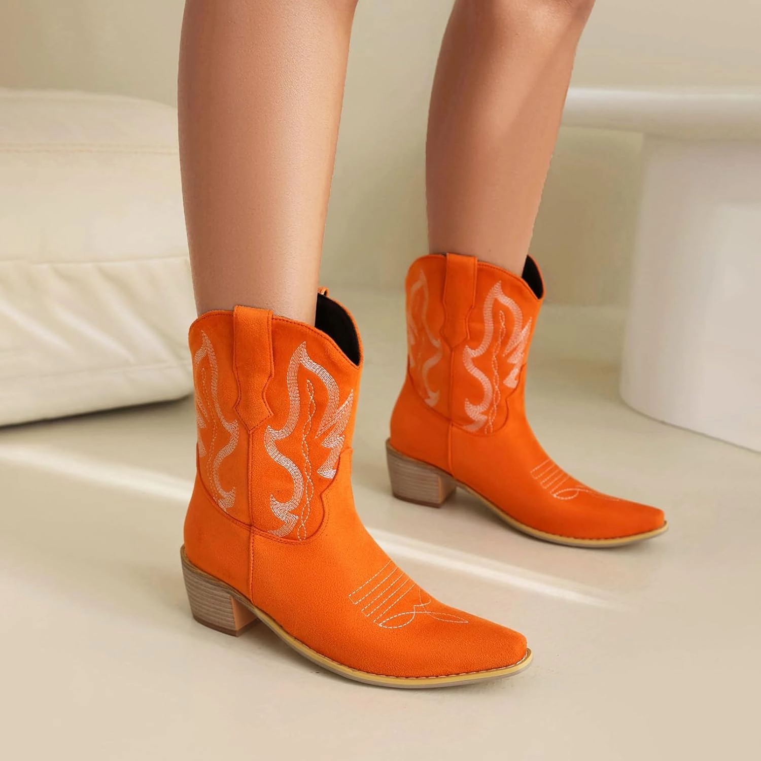 Cozivwaiy Classic Cowboy Booties Embroidered Women Pointed Toe Ankle Boots Western Country Boots Pull on Block Heel Booties