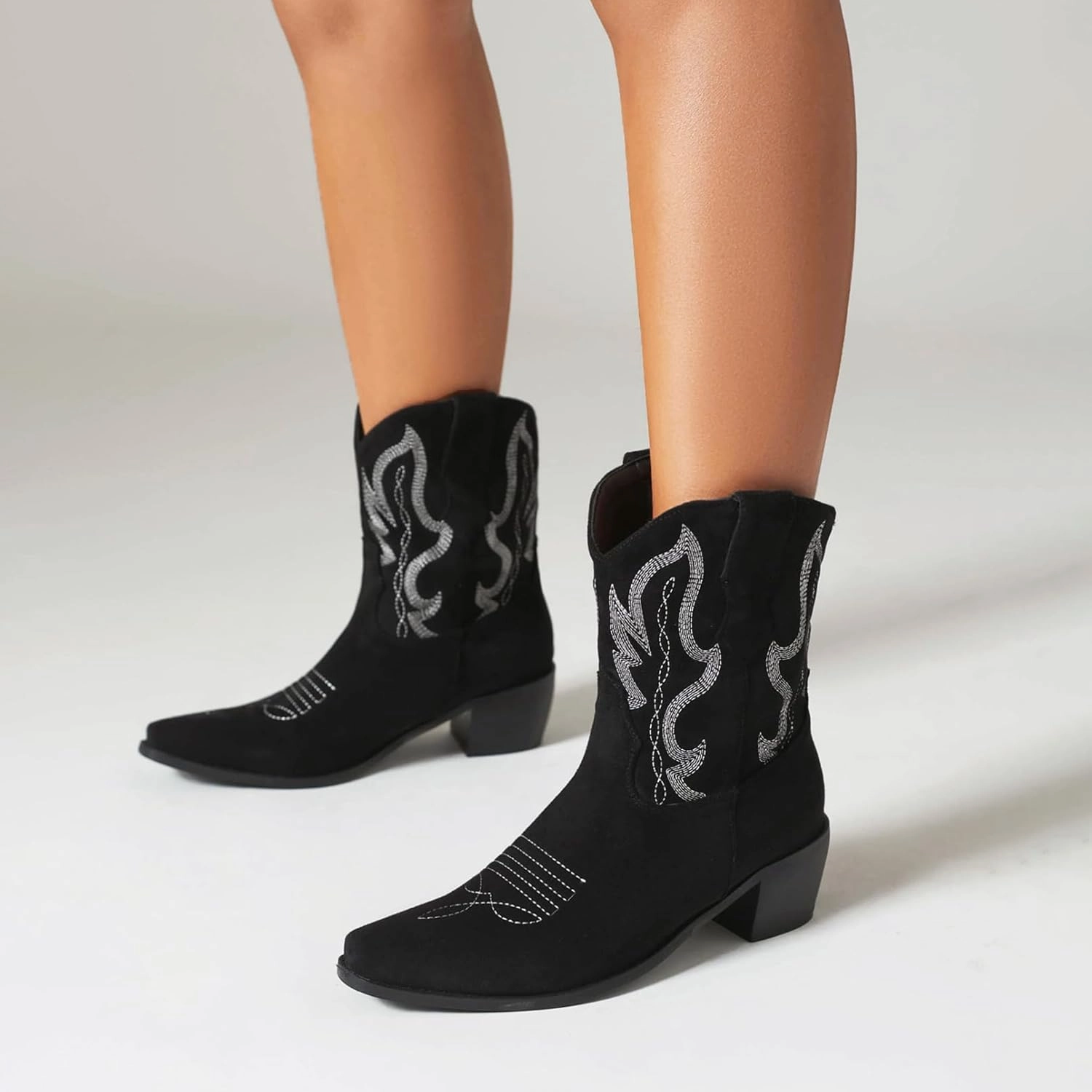 Cozivwaiy Classic Cowboy Booties Embroidered Women Pointed Toe Ankle Boots Western Country Boots Pull on Block Heel Booties