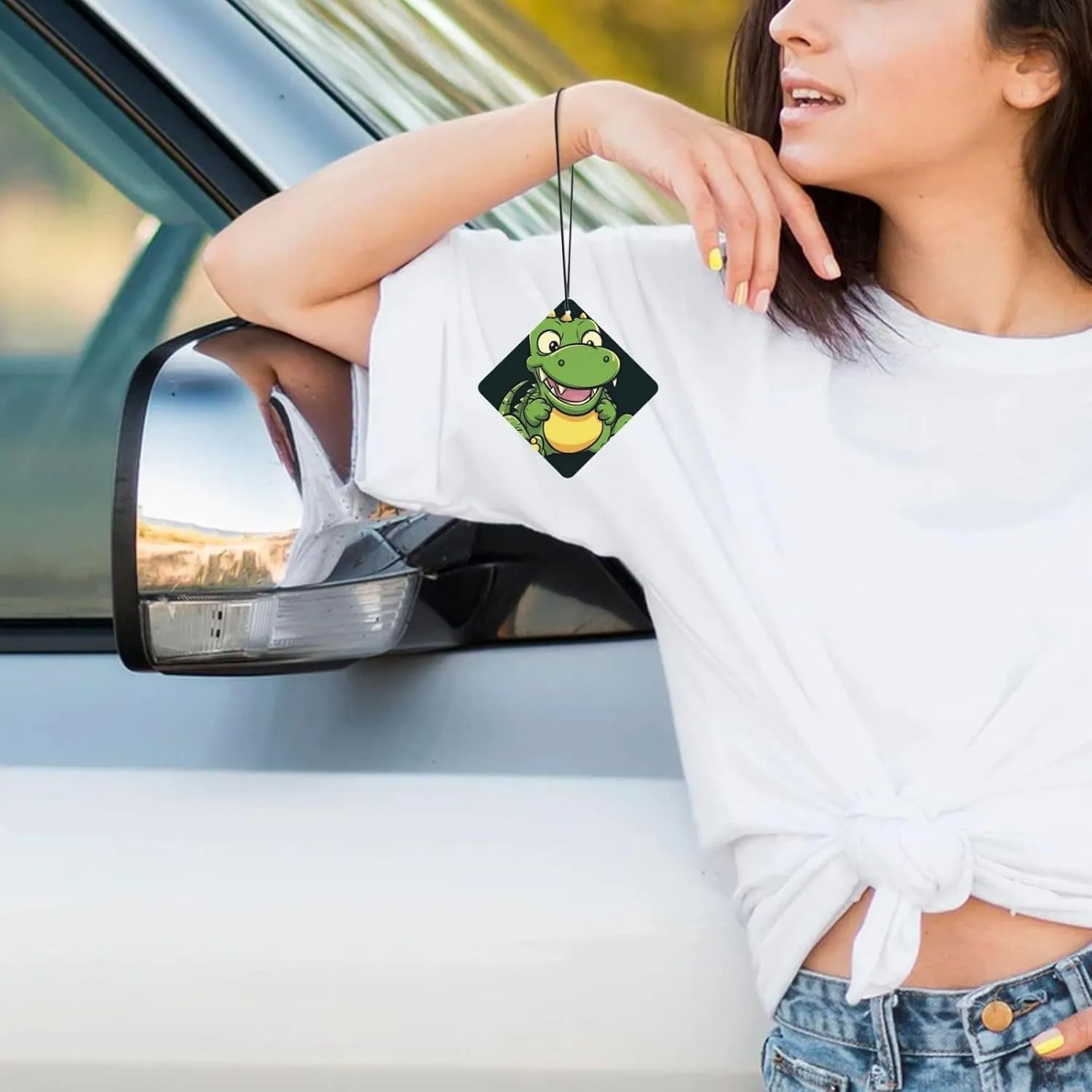Cute crocodile cartoon Print Car Air Fresheners 4 Pcs Car Aromatherapy Tablets Hanging Air Freshener Wardrobe Pendant Fragrance Scented Cards for Rearview Mirror Bedroom Car Interior Decor