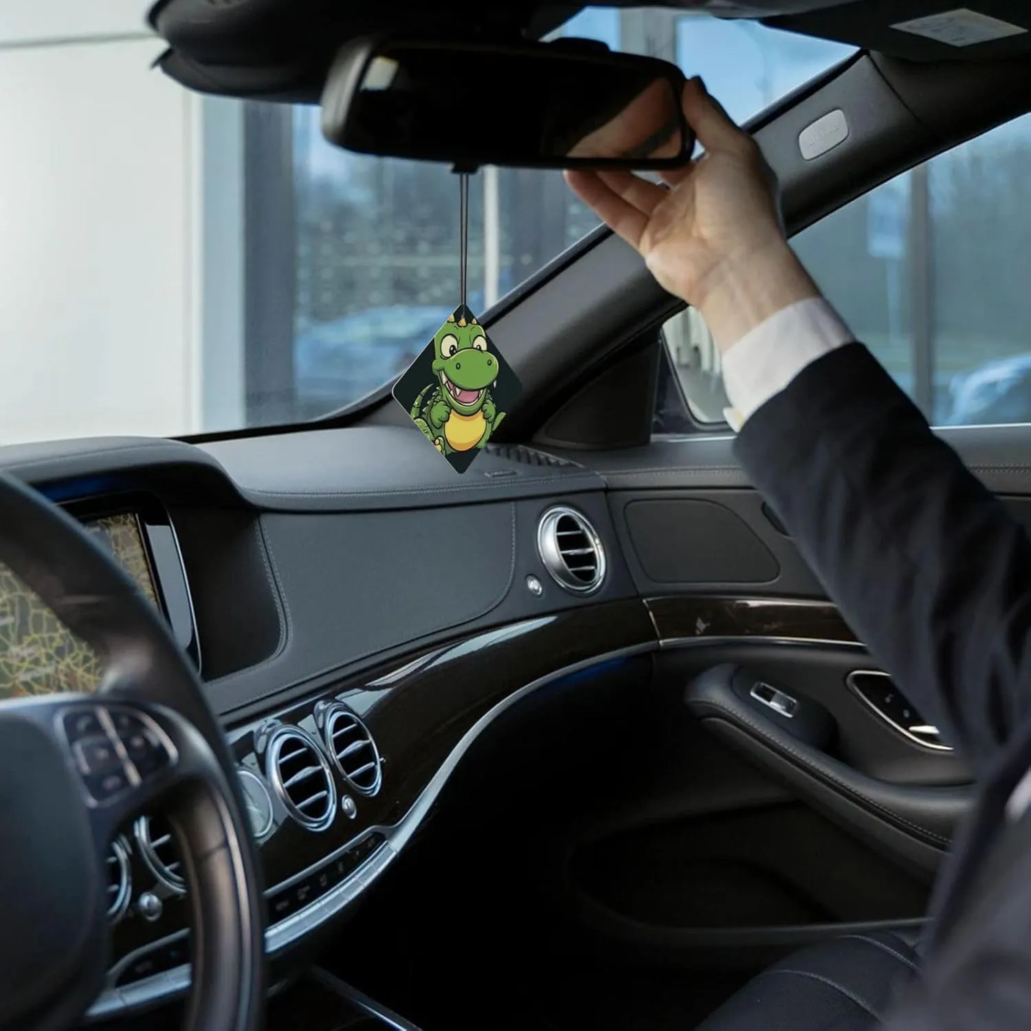 Cute crocodile cartoon Print Car Air Fresheners 4 Pcs Car Aromatherapy Tablets Hanging Air Freshener Wardrobe Pendant Fragrance Scented Cards for Rearview Mirror Bedroom Car Interior Decor