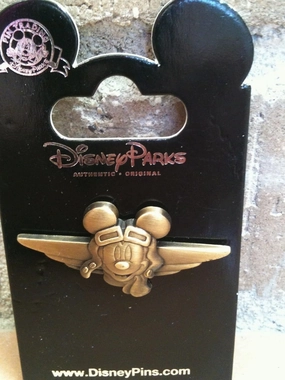 Disney Pin #45201: WDW DLR - Aviator Mickey Mouse Wings