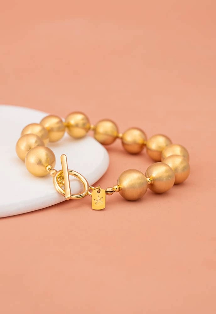 En Vogue Ball Bracelet in Gold- 18K Gold Plated Stacking Bracelet
