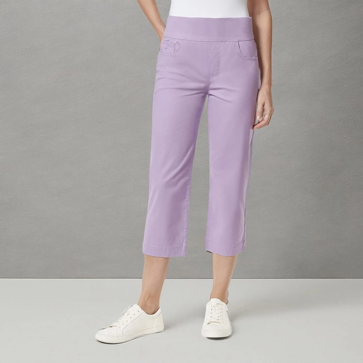 Gloria Vanderbilt Women's Amanda Pull on Capri Regular
