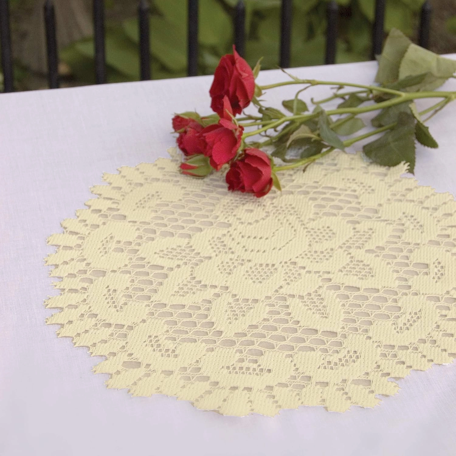 Heritage Lace Rose 8" Round Doilies (Set of 4), Ecru