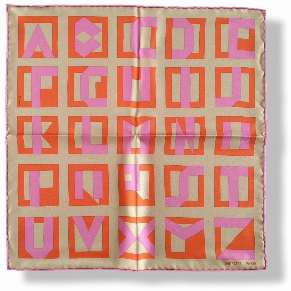 Hermes Or/Rose/Orange LETTRES AU CARRE Twill Gavroche 42cm Mint!