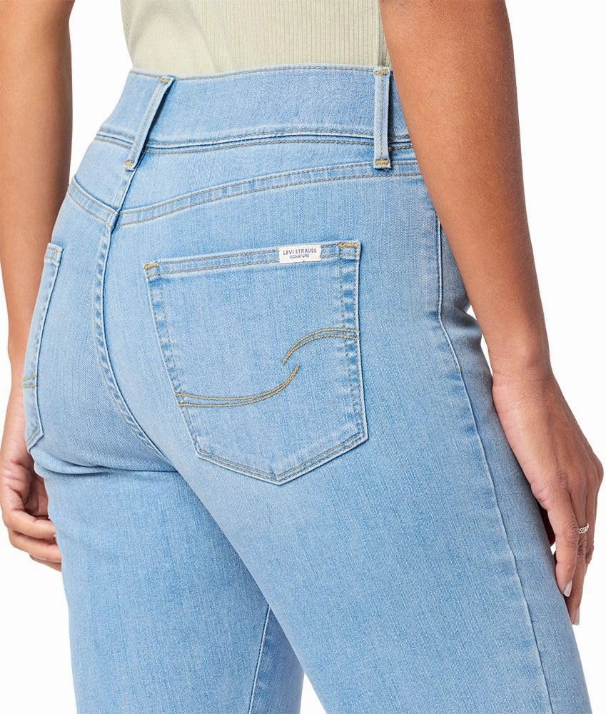 Levi Strauss Signature Gold Women's Totally Shaping Ultimate Pull-on Skinny Jeans (Also Available in Plus)