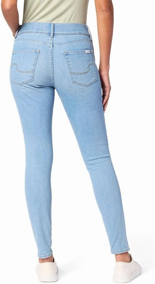 Levi Strauss Signature Gold Women's Totally Shaping Ultimate Pull-on Skinny Jeans (Also Available in Plus)
