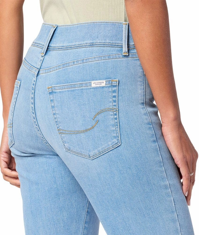 Levi Strauss Signature Gold Women's Totally Shaping Ultimate Pull-on Skinny Jeans (Also Available in Plus)