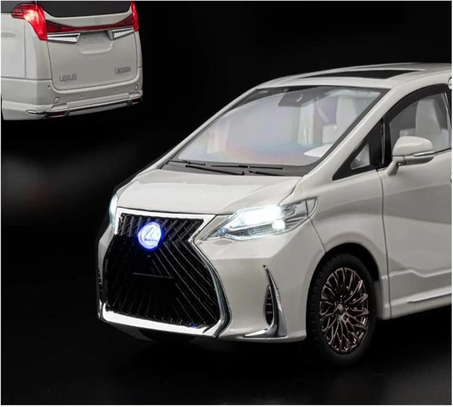 Metal Vehicles Toys 1:18 for Lexuss LM300 MPV Alloy Muscle Car Model Sound and Light Pull Back Toy Birthday Gift Home Or Office Décor(Black)