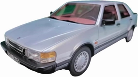 Metal Vehicles Toys 1/18 for Saab 9000 Turbo 1985 Sedan Resin Car Model Adult Men Toys Collectibles Static Model Home Or Office Décor