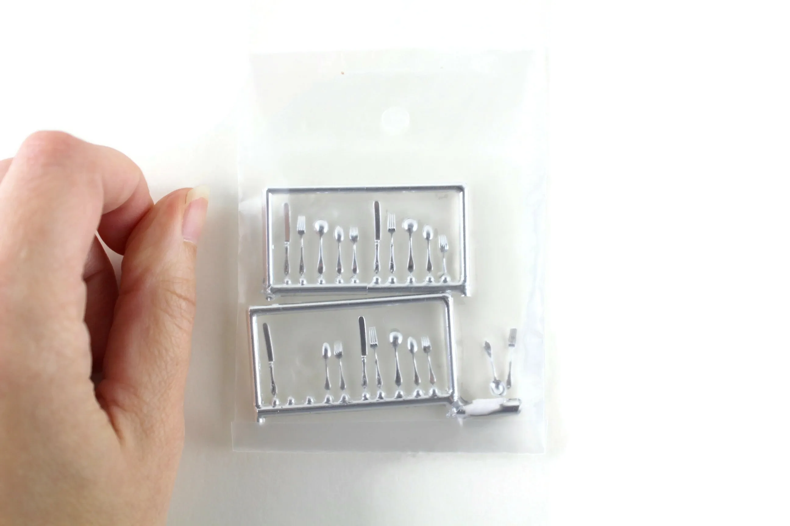 New Vintage 1:12 Miniature Dollhouse Silverware Set for 4 Place Settings
