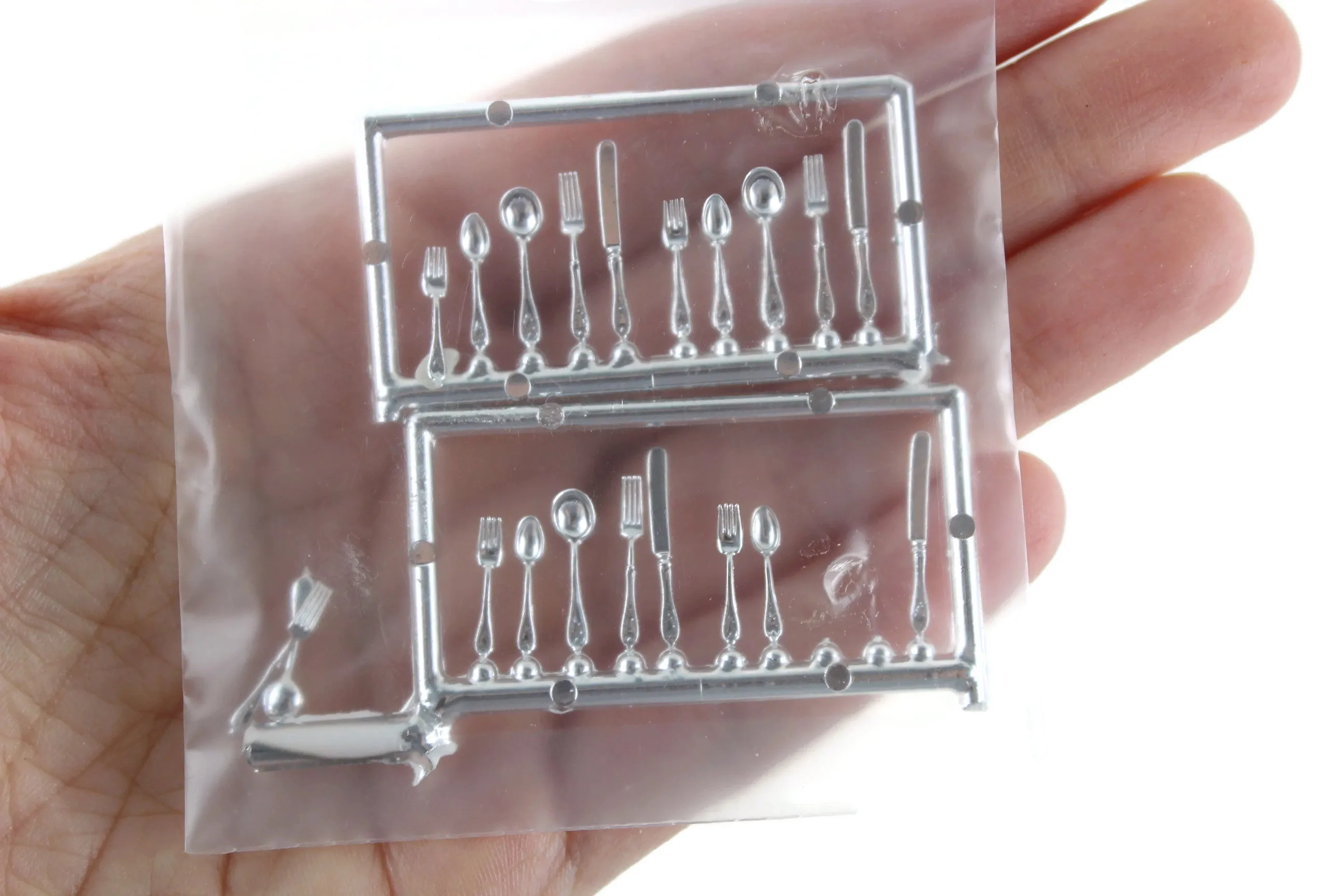 New Vintage 1:12 Miniature Dollhouse Silverware Set for 4 Place Settings