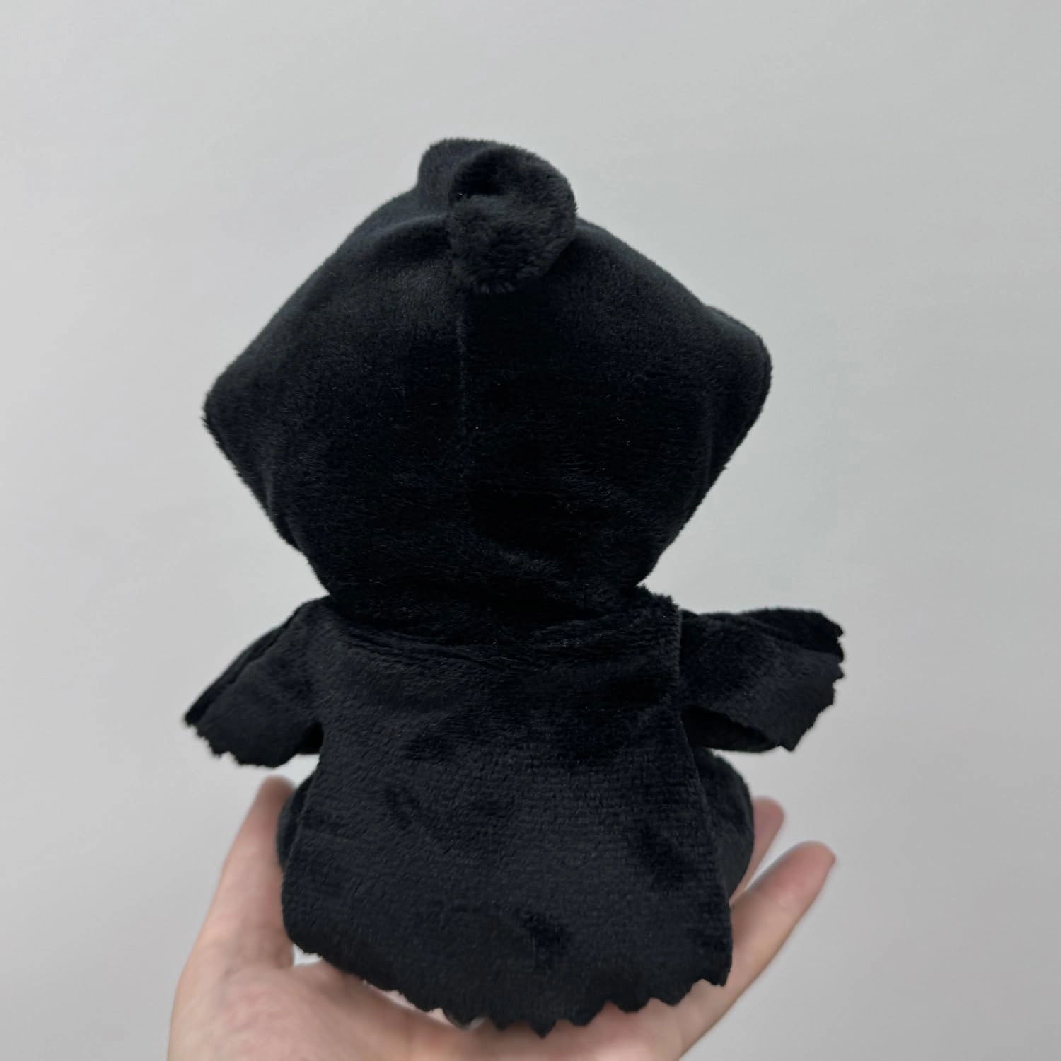 RONIAVL Ghostface Plush Toy 6.7’‘ Stuffed Soft Sreaming Ghost Doll for Kids Halloween Collectible Ideal Horror Stuffed Present for Fans
