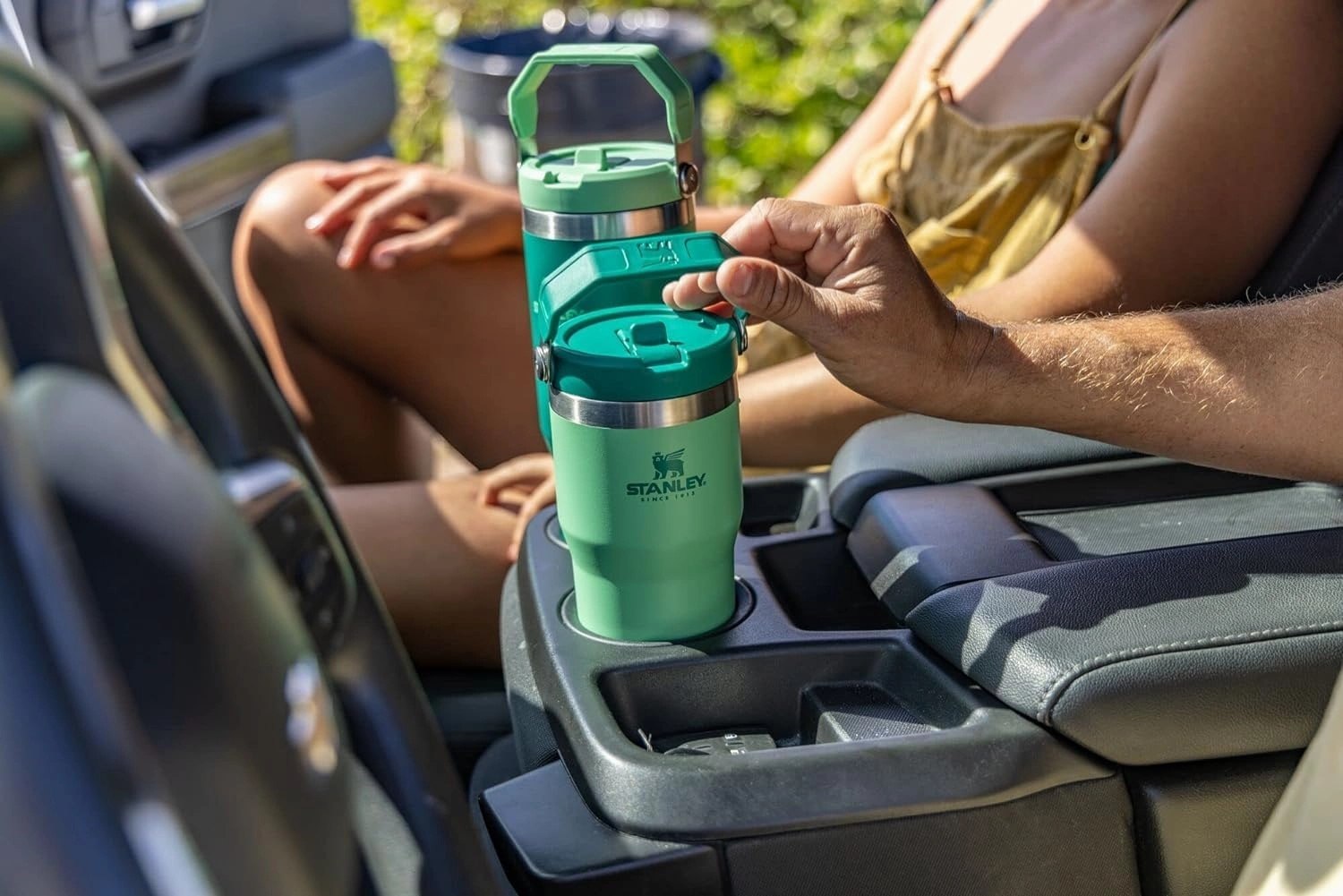 STANLEY IceFlow Stainless Steel Tumbler - Vacuum Insulated Water Bottle for Home, Office or Car Reusable Cup with Straw Leak Resistant Flip Cold for 12 Hours or Iced for 2 Days
