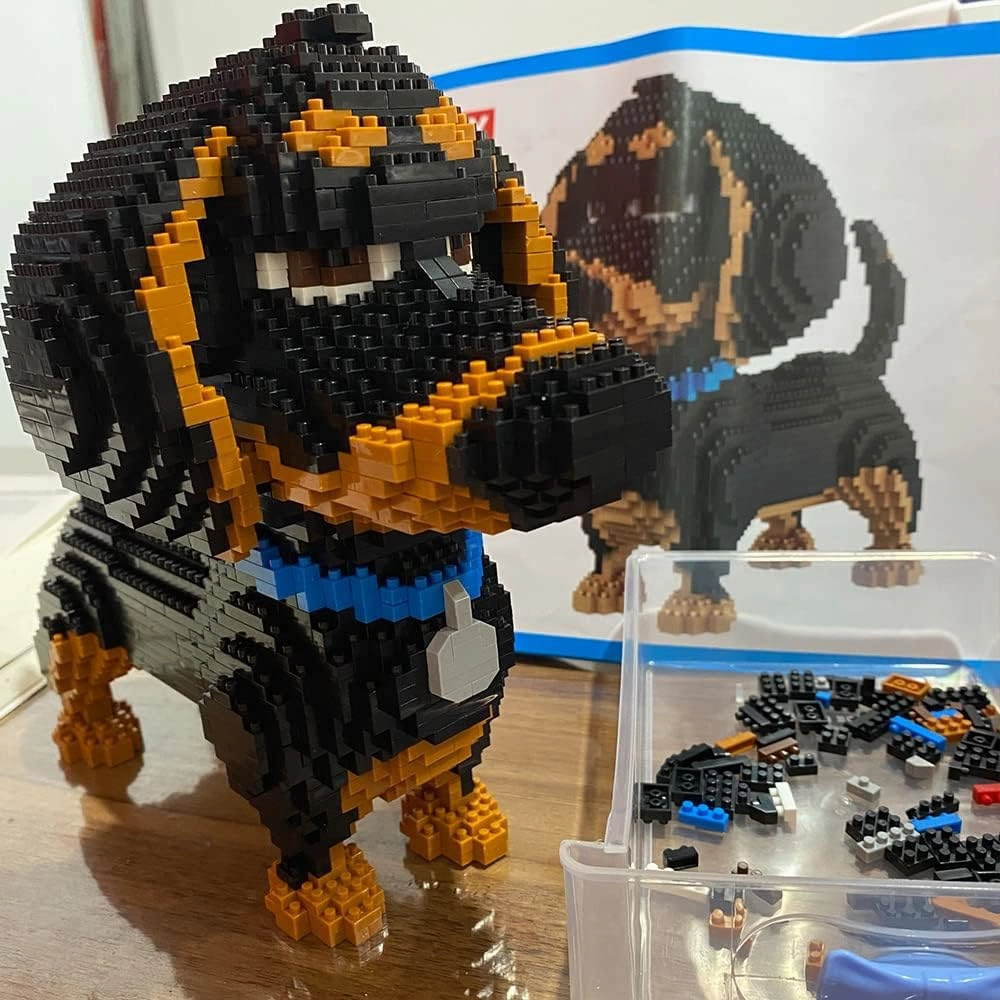 Ulanlan Adult Building Sets, Micro Brick Building Block Dog Model to Build for Women, Girl Friend or Dog Lover, 2100 Pieces