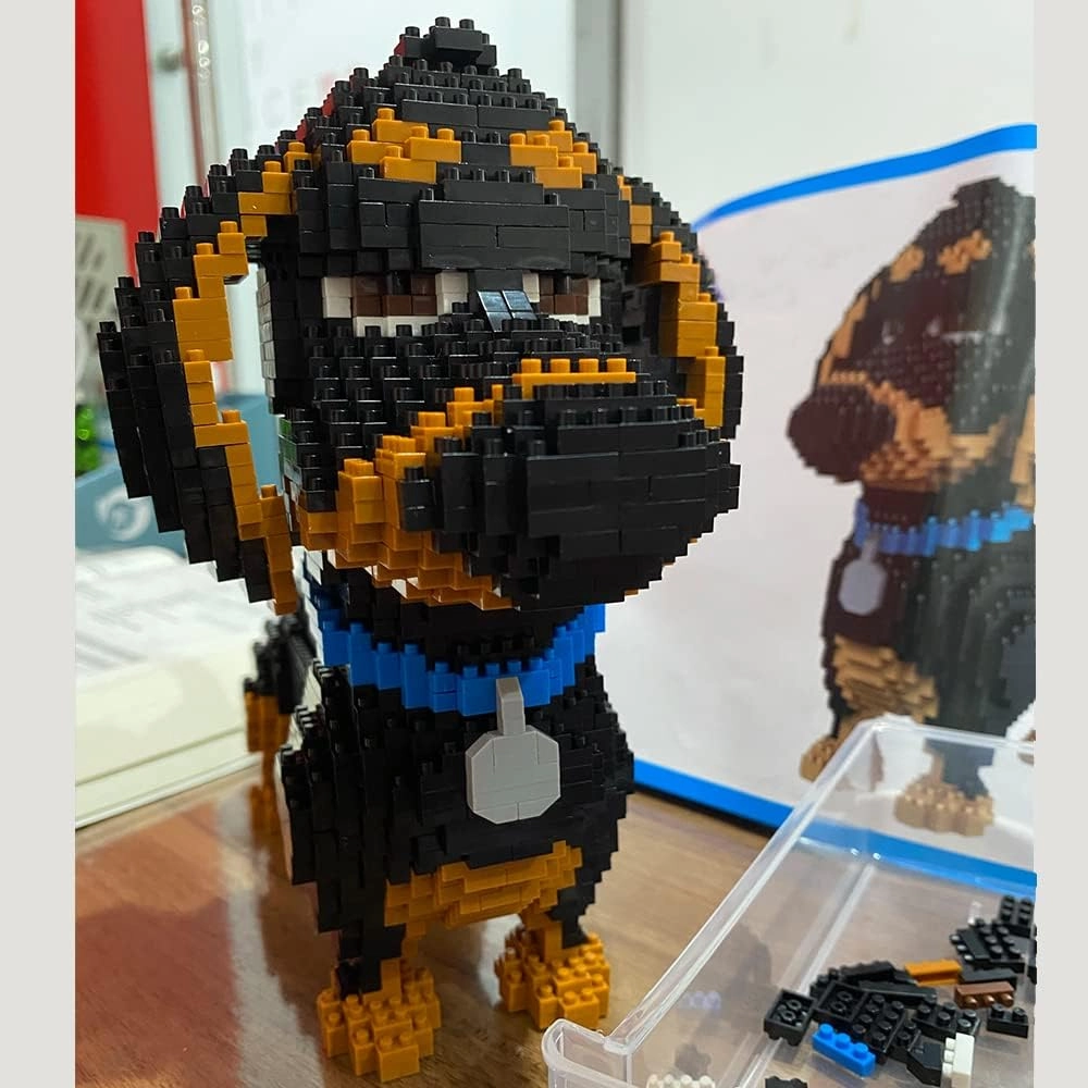 Ulanlan Adult Building Sets, Micro Brick Building Block Dog Model to Build for Women, Girl Friend or Dog Lover, 2100 Pieces