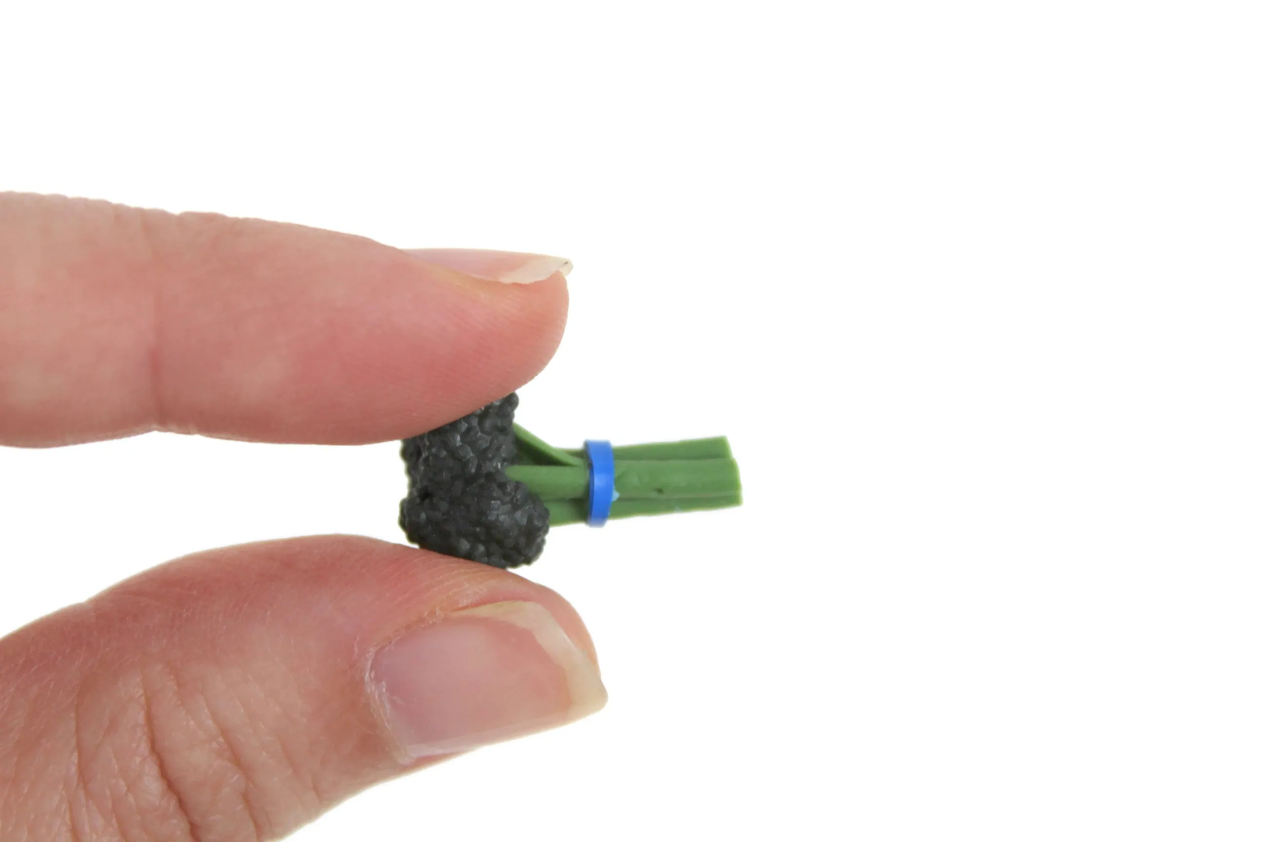 Vintage 1:12 Miniature Dollhouse Broccoli Bunch