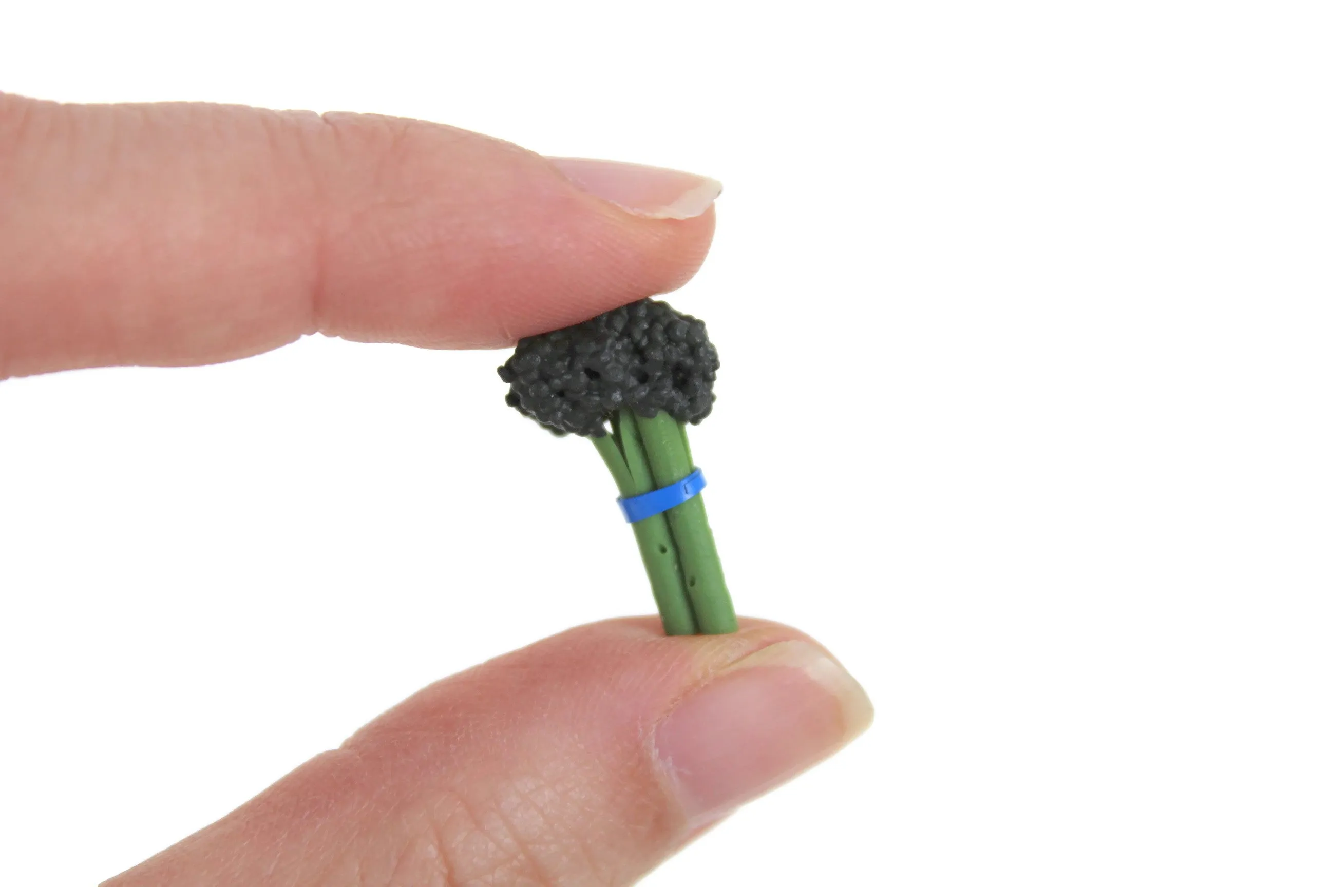 Vintage 1:12 Miniature Dollhouse Broccoli Bunch