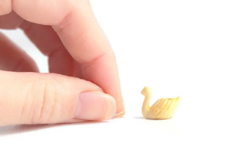 Vintage 1:12 Miniature Dollhouse Swan Planter or Figurine