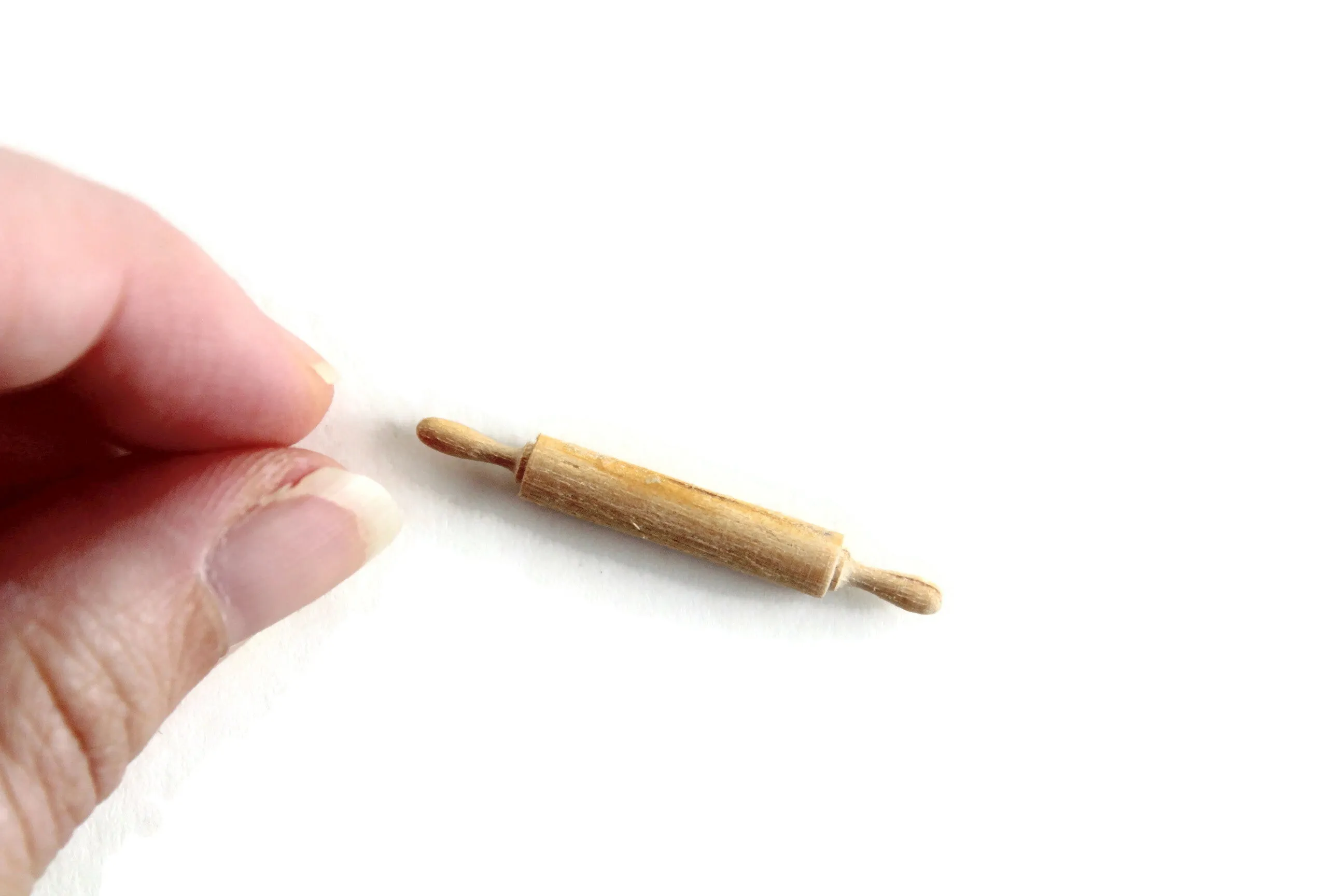 Vintage 1:12 Miniature Dollhouse Wooden Rolling Pin