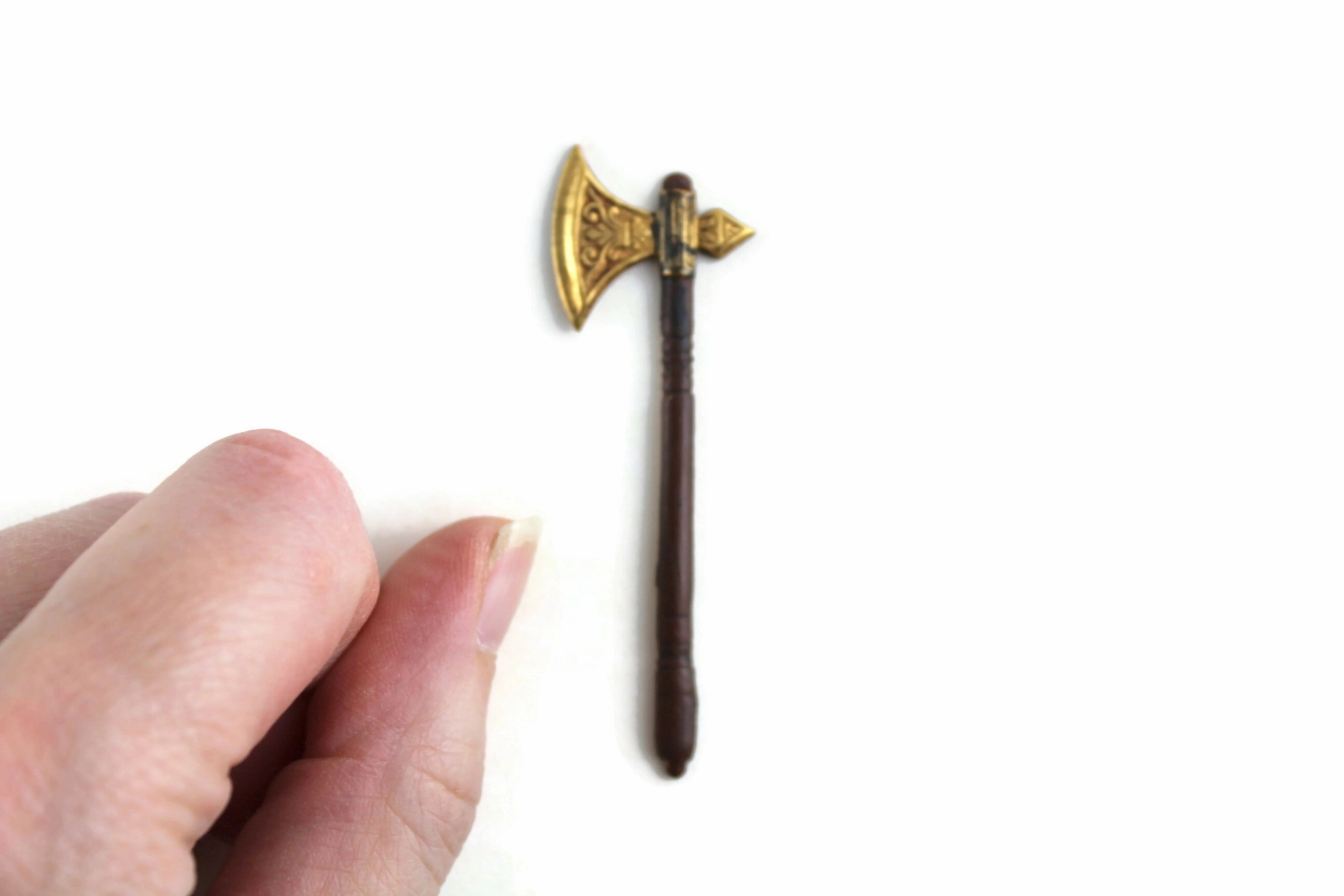 Vintage 1:12 Miniature Dollhouse Metal Battle Axe Wall Hanging