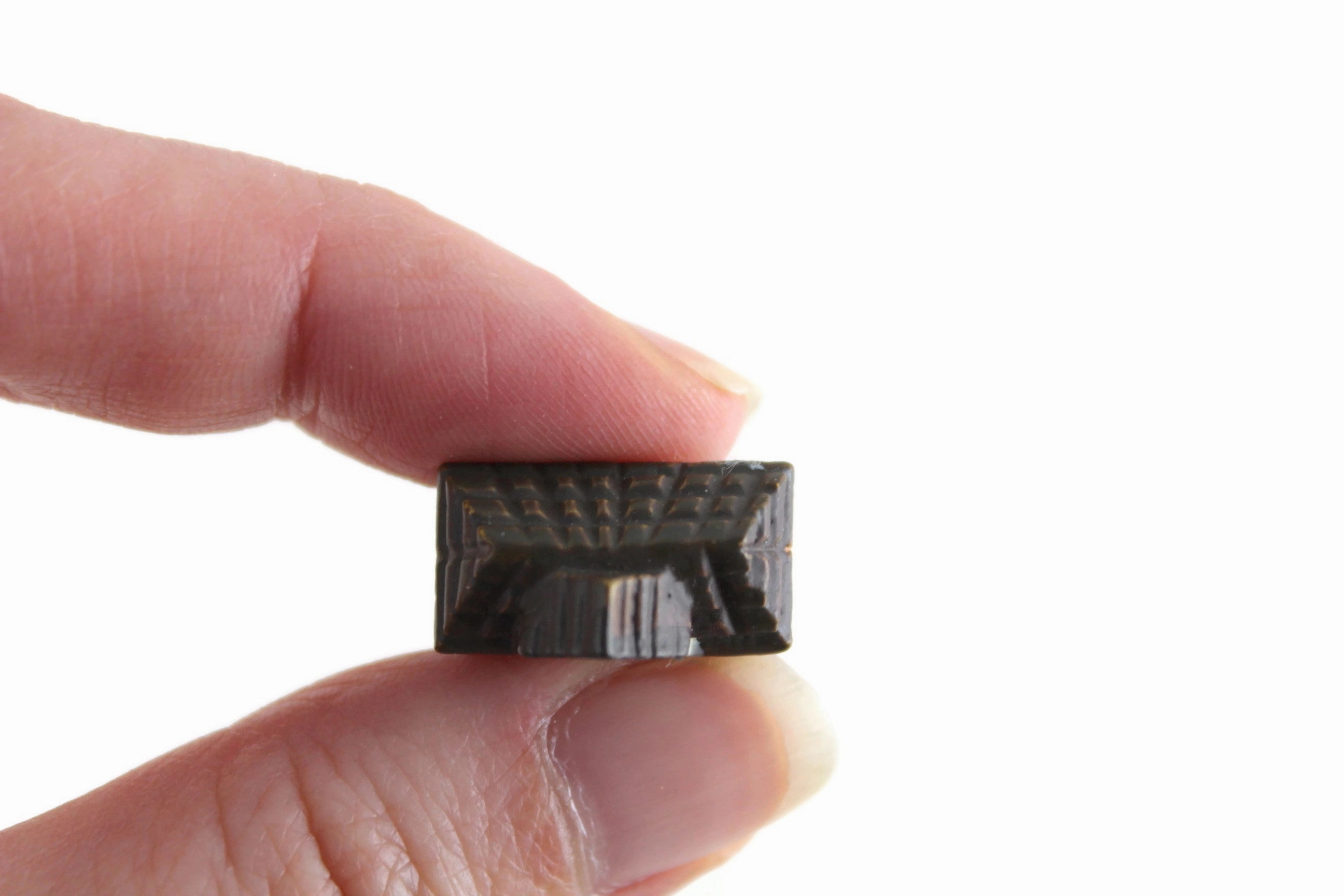 Vintage 1:12 Miniature Dollhouse Tiny Brown House Figurine