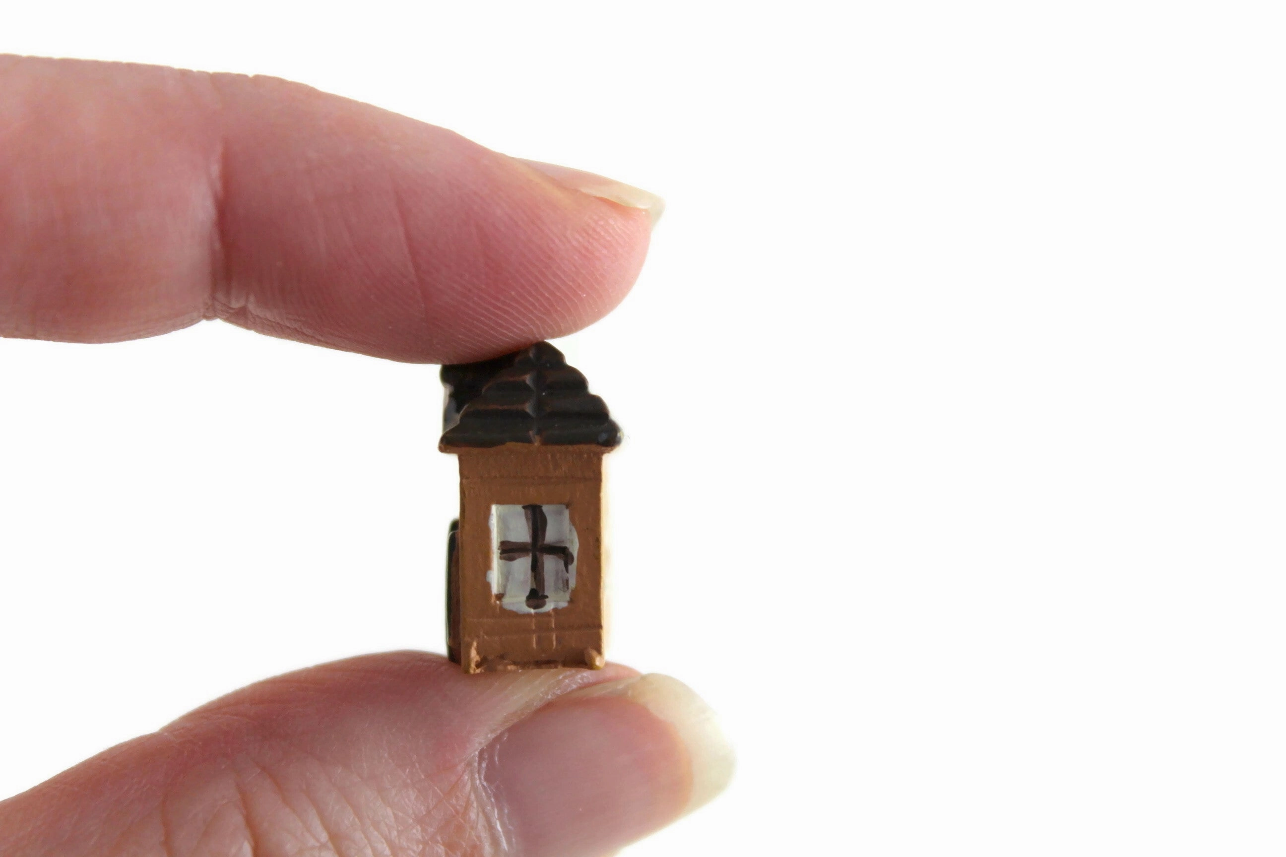 Vintage 1:12 Miniature Dollhouse Tiny Brown House Figurine