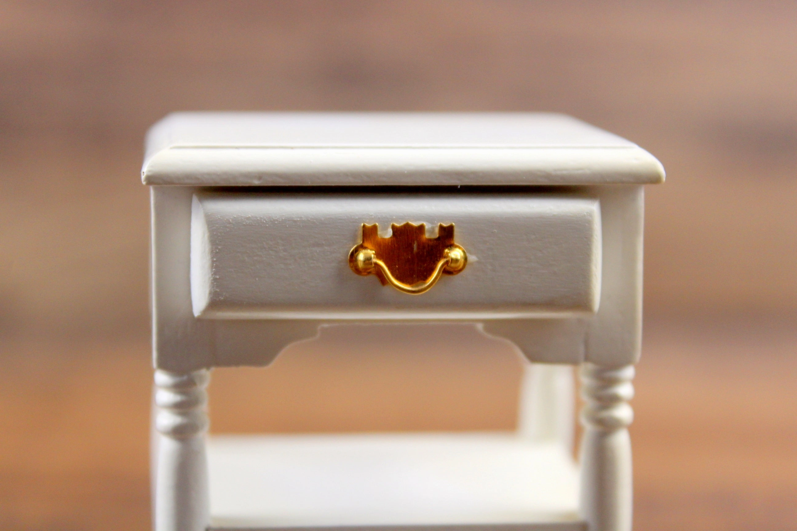Vintage 1:12 Miniature Dollhouse White End Table, Side Table or Nightstand