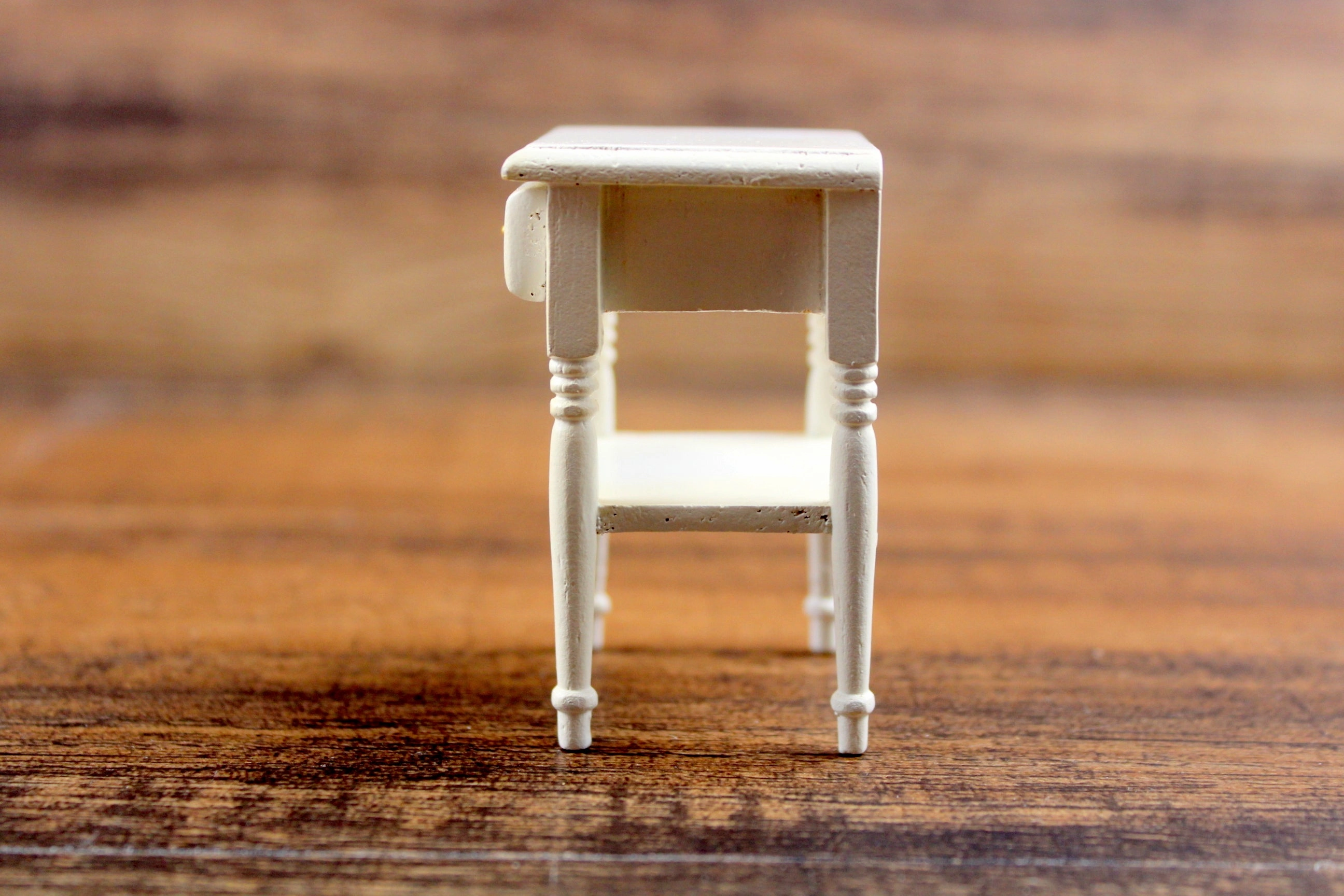 Vintage 1:12 Miniature Dollhouse White End Table, Side Table or Nightstand