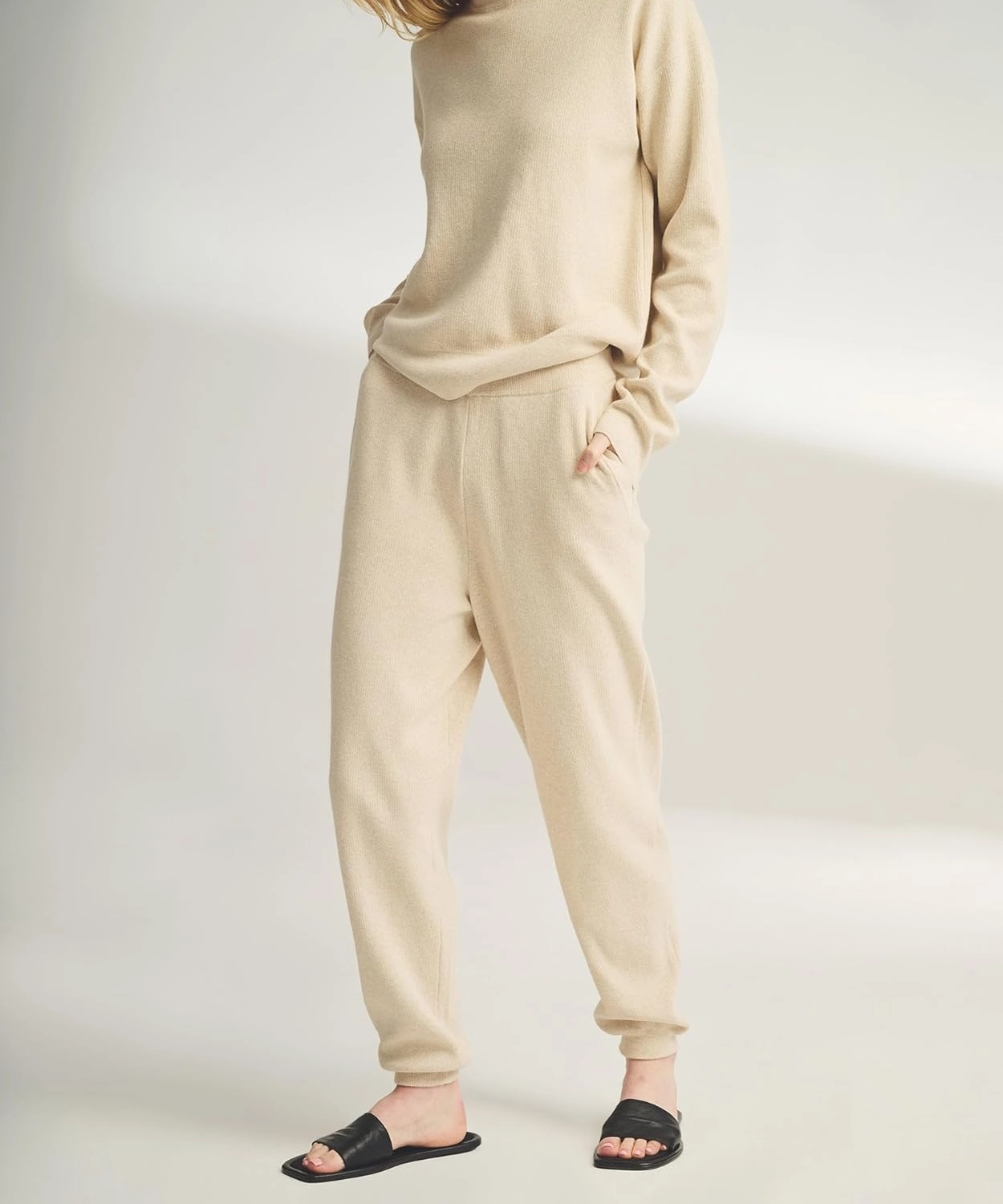 Women's Cafe Cotton Cashmere Cropped Jogger