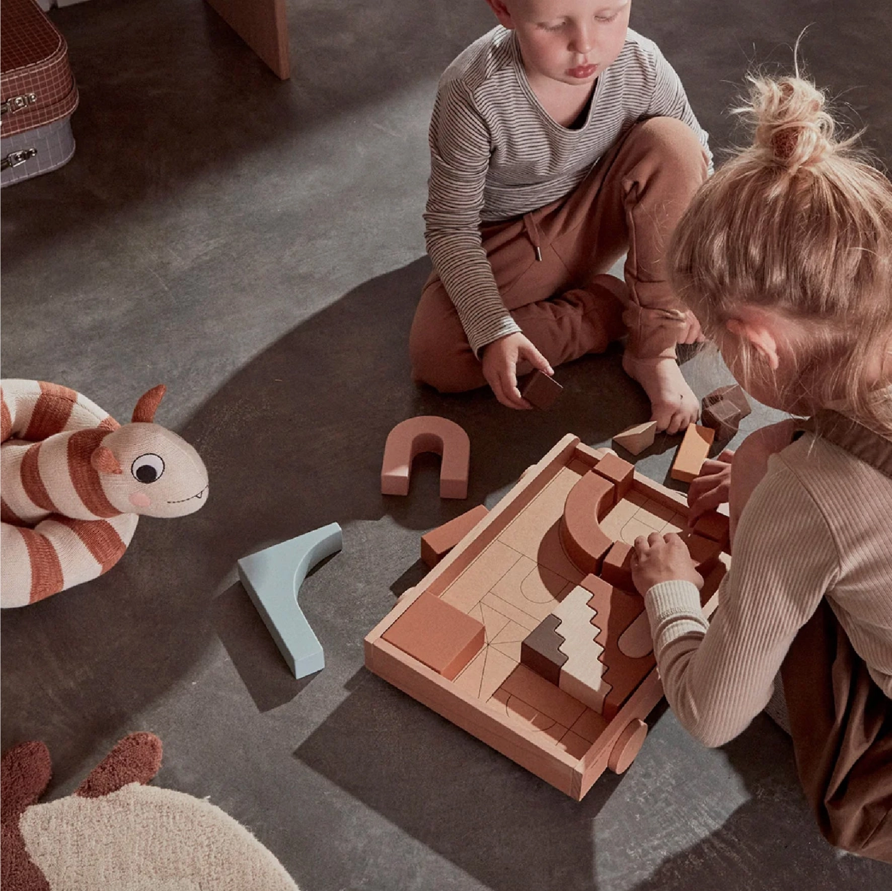 Wooden Rainbow Wagon With Blocks 小孩學習積木